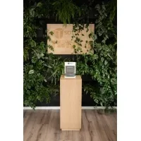 Vitrine Sockel mit Tür weiß