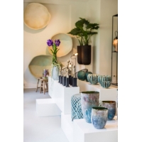 Schaufenstersockel, weiß matt, 45 x 45 x 10 cm (LxBxH)