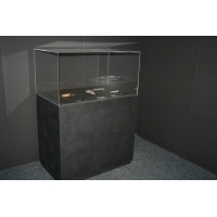 Galeriesockel Stone-Optik, 50 x 50 x 100 cm (LxBxH)