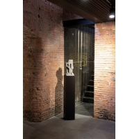 Galeriesockel schwarz, 30 x 30 x 100 cm (LxBxH)