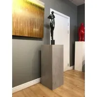 Galeriesockel Beton-Optik